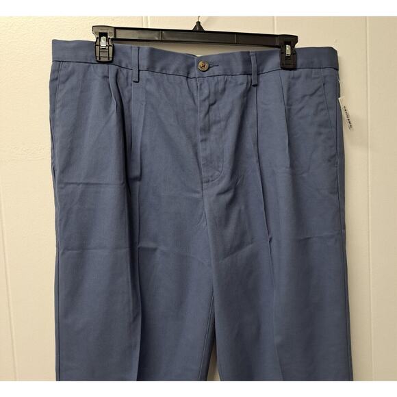 Amazon Essentials Men's Classic Fit Wrinkle Resistant Chino Pants Indigo 40Wx32L - Picture 13 of 15